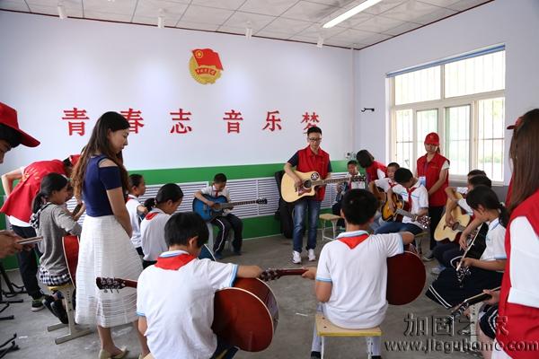 愛心支教淪為賺錢工具，這樣的扭曲的“生意經(jīng)”你是否經(jīng)歷過