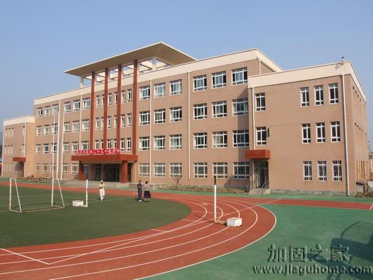 學(xué)校抗震加固才是本年度加固工程的重頭戲！