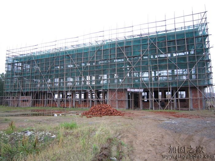 臨近開學(xué)，多所學(xué)校加固改造工程已完工